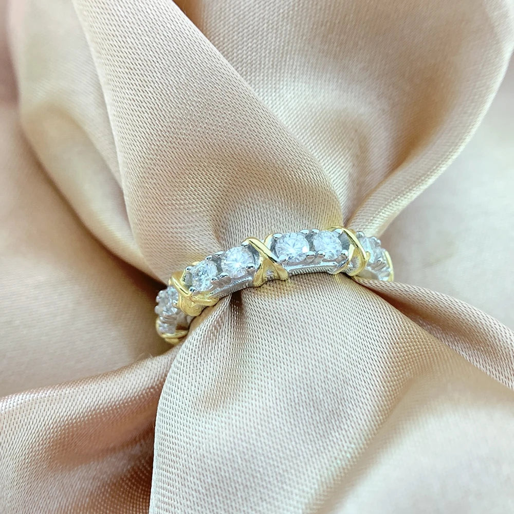 Moissanite Ring D VVS1 Engagement Wedding Jewelry with GRA 925 Sterling Sliver Plated White Gold Eternity Band